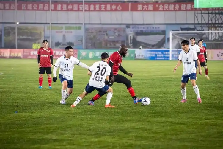 欧冠对决：曼联 VS 拜仁慕尼黑